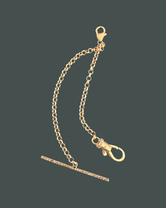 Lock double chain charm with diamonds