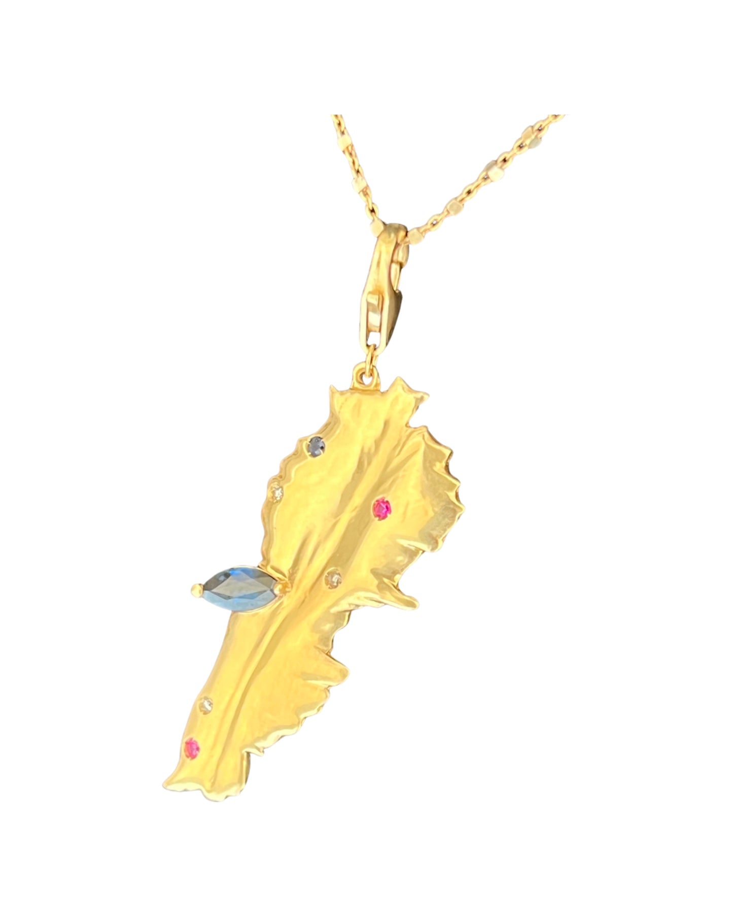 Lebanon map 3D charm with blue sapphire and diamonds  in yellow gold